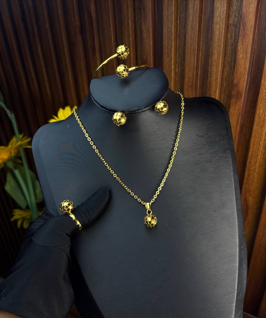 24K GOLD PLATED JEWELRY SET